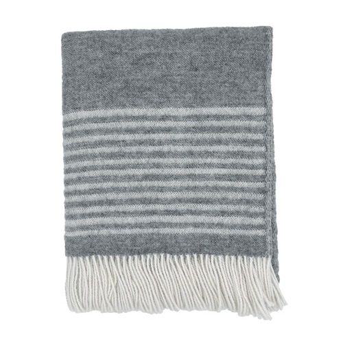STRIPE ullpledd i Hyttepakken